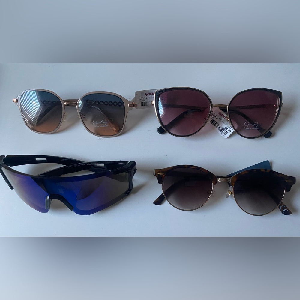 4 Women’s Sunglasses